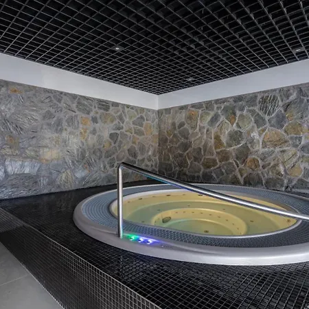 Green Park A4- Z Dostepem Do Basenu, Sauny, Jacuzzi, Silowni Appartamento *